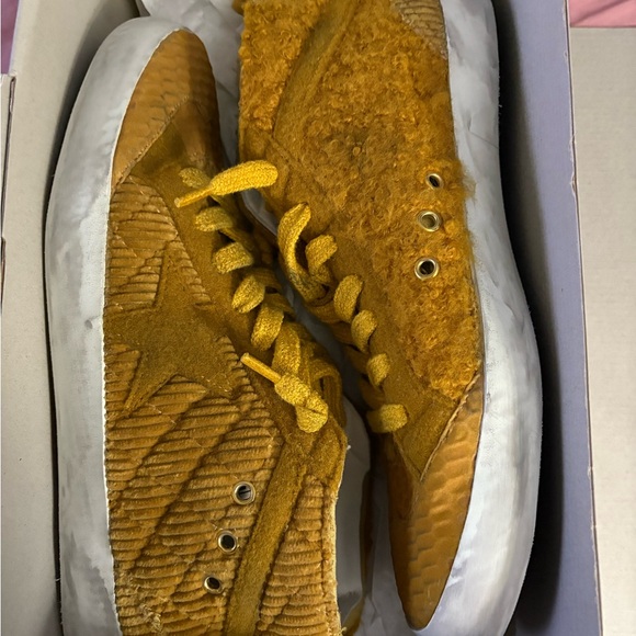 Golden Goose Men’s Yellow Midstar Sneakers - Picture 1 of 8